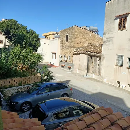 Resindenze Donna Sabella 4* Santa Flavia